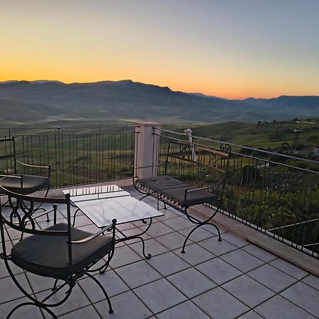 Belvedere Santa Margherita di Belice Esterno foto